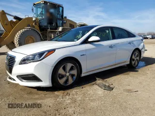 2016 Hyundai Sonata Hybrid Limited with VIN KMHE34L19GA033751, listed as a Copart auction lot 40078634 with 78,247 mi miles. Bid and sale history available at carsss.com. Image 1.