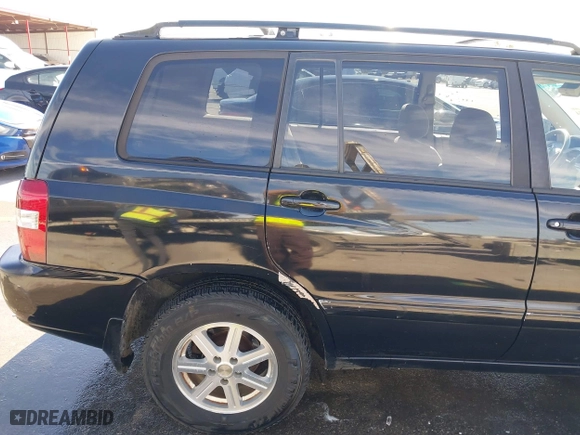 2006 Toyota Highlander with VIN JTEGP21A560111287, listed as a IAAI auction lot 41392554 with 171,024 mi miles. Bid and sale history available at carsss.com. Image 20.