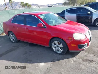 2008 Volkswagen Jetta Sedan SE with VIN 3VWRM71K48M075343, listed as a IAAI auction lot 41625737 with 113,443 mi miles. Bid and sale history available at carsss.com. Image 1.