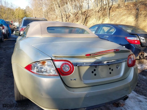 2007 Jaguar XK with VIN SAJWA44BX75B11070, listed as a IAAI auction lot 41433029 with 108,162 mi miles. Bid and sale history available at carsss.com. Image 6.