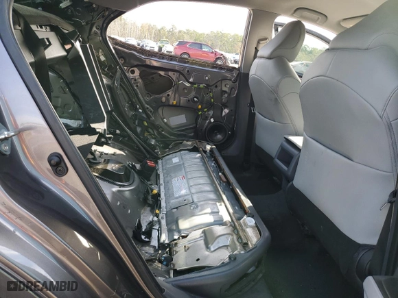 2022 Toyota Camry Hybrid SE with VIN 4T1G31AK1NU581077, listed as a Copart auction lot 86273844 with 101,778 mi miles and Salvage Title. Bid and sale history available at carsss.com. Image 11.
