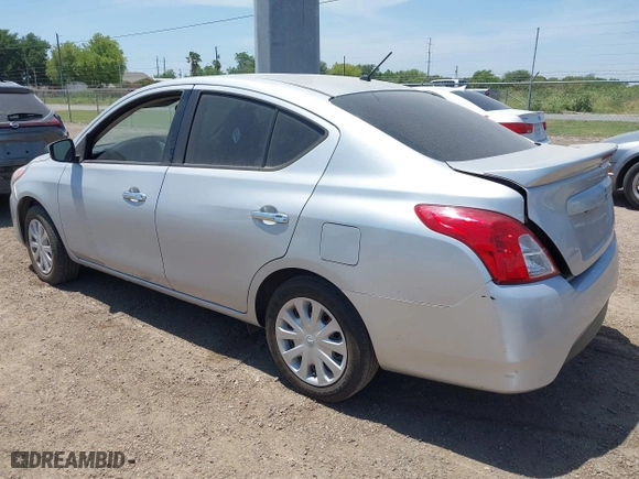 2019 Nissan Versa Sedan SV with VIN 3N1CN7AP0KL840680, listed as a IAAI auction lot 42000821 with 95,875 mi miles. Bid and sale history available at carsss.com. Image 3.
