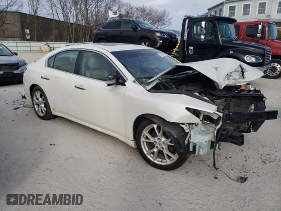 2013 Nissan Maxima SV z VIN 1N4AA5AP5DC823253, wystawiony jako Copart lot #87512605 z przebiegiem Nie podano mil oraz Czysty tytuł • Clean title. Historia ofert i sprzedaży dostępna na DreamBid. Obrazek 4.