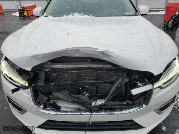 2019 Volvo XC60 Inscription with VIN LYV102RL5KB353465, listed as a Copart auction lot 45208625 with 72,709 mi miles and Salvage Title. Bid and sale history available at carsss.com. Image 14.