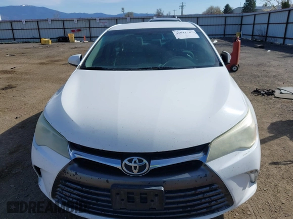 2015 Toyota Camry XLE with VIN 4T4BF1FK8FR482144, listed as a IAAI auction lot 42041282 with 191,272 mi miles and . Bid and sale history available at DreamBid. Image 12.