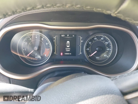 2014 Jeep Cherokee Latitude with VIN 1C4PJMCS2EW137767, listed as a IAAI auction lot 42052071 with 165,300 mi miles and . Bid and sale history available at DreamBid. Image 7.