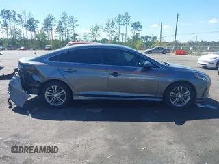 2018 Hyundai Sonata SEL with VIN 5NPE34AF6JH701346, listed as a IAAI auction lot 41877477 with 86,077 mi miles and . Bid and sale history available at DreamBid. Image 12.