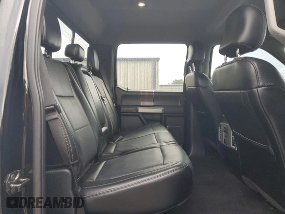 2016 Ford F-150 XL with VIN 1FTEW1CG3GFA68268, listed as a Copart auction lot 60040365 with 133,923 mi miles and Salvage title. Bid and sale history available at DreamBid. Image 10.