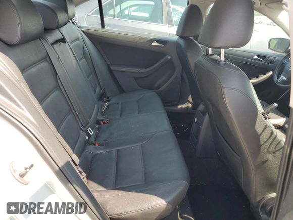 2012 Volkswagen Jetta SE with VIN 3VWDP7AJ5CM301844, listed as a Copart auction lot 60648525 with 204,031 mi miles and Clean title. Bid and sale history available at DreamBid. Image 10.
