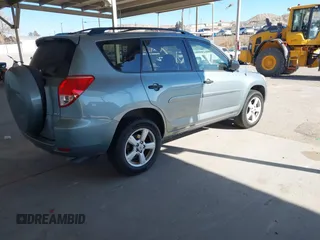 2007 Toyota RAV4 with VIN JTMBK33VX76026138, listed as a IAAI auction lot 41074208 with 73,260 mi miles. Bid and sale history available at carsss.com. Image 4.