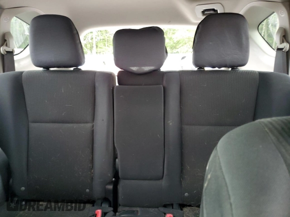 2015 Toyota RAV4 LE z VIN JTMBFREV1FD147591, wystawiony jako Copart lot #64613005 z przebiegiem 119 718 mil mil oraz Szkoda całkowita • Salvage title. Historia ofert i sprzedaży dostępna na DreamBid. Obrazek 10.