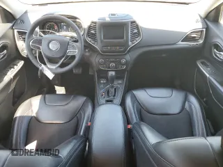 2021 Jeep Cherokee Latitude Plus z VIN 1C4PJMLB2MD223042, wystawiony jako Copart lot #64071115 z przebiegiem 48 698 mil mil oraz Szkoda całkowita • Salvage title. Historia ofert i sprzedaży dostępna na DreamBid. Obrazek 8.