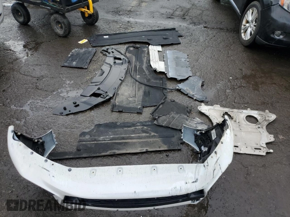 2021 BMW 7 Series 750i xDrive with VIN WBA7U2C06MCE49097, listed as a Copart auction lot 51900185 with 36,664 mi miles and Salvage title. Bid and sale history available at DreamBid. Image 12.