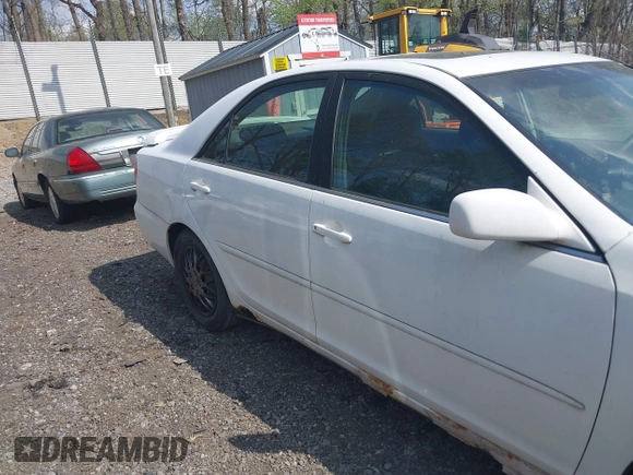 2003 Toyota Camry LE with VIN JTDBE32K830222476, listed as a IAAI auction lot 42160720 with 161,570 mi miles and . Bid and sale history available at DreamBid. Image 15.