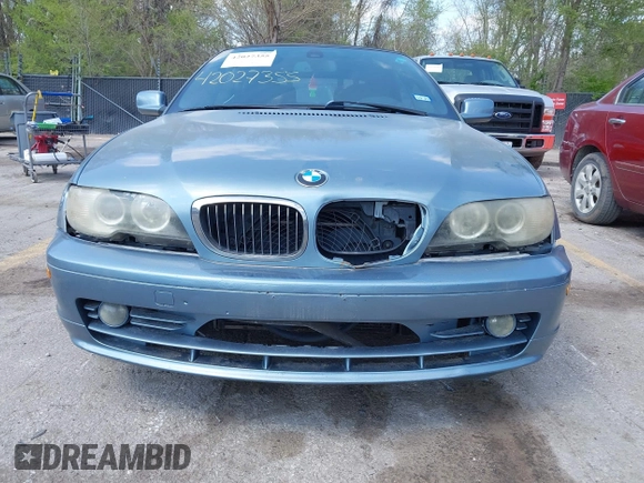 2004 BMW 3 Series 325Ci with VIN WBABW33454PL25129, listed as a IAAI auction lot 42027355 with 124,681 mi miles. Bid and sale history available at carsss.com. Image 6.