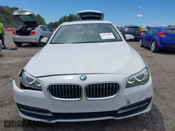 2014 BMW 5 Series 535i with VIN WBA5B1C59ED479075, listed as a IAAI auction lot 42331693 with 60,530 mi miles and . Bid and sale history available at DreamBid. Image 12.