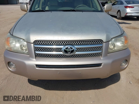 2006 Toyota Highlander z VIN JTEDW21A460001983, wystawiony jako IAAI lot #41919095 z przebiegiem 303 345 mil mil oraz . Historia ofert i sprzedaży dostępna na DreamBid. Obrazek 6.
