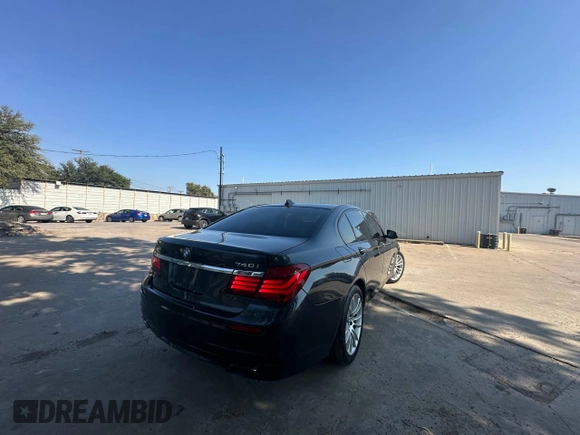 2013 BMW 7 Series 740i with VIN WBAYA6C55DC995225, listed as a Copart auction lot 76207974 with 126,648 mi miles and Clean Title. Bid and sale history available at carsss.com. Image 4.