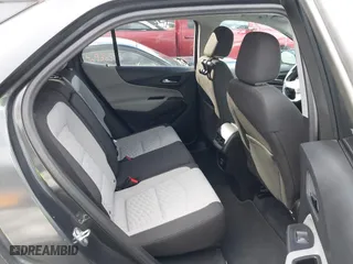 2020 Chevrolet Equinox LT with VIN 2GNAXJEV4L6162520, listed as a IAAI auction lot 40941503 with 103,841 mi miles. Bid and sale history available at carsss.com. Image 8.