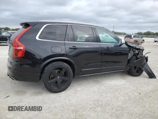 2017 Volvo XC90 with VIN YV4102XM4H1147790, listed as a Copart auction lot 83623954 with 111,034 mi miles and Salvage Title. Bid and sale history available at DreamBid. Image 3.