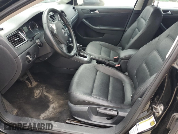 2012 Volkswagen Jetta SE z VIN 3VWDP7AJ9CM077736, wystawiony jako Copart lot #55556735 z przebiegiem 165 654 mil mil oraz Nie do naprawy • Non repairable. Historia ofert i sprzedaży dostępna na DreamBid. Obrazek 7.