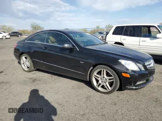 2012 Mercedes-Benz E 350 with VIN WDDKJ5KB3CF134591, listed as a Copart auction lot 61062015 with 100,145 mi miles and Salvage title. Bid and sale history available at DreamBid. Image 4.
