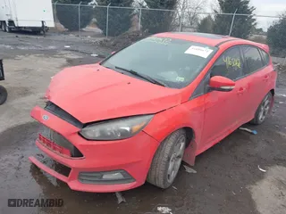 2015 Ford Focus ST with VIN 1FADP3L94FL323828, listed as a IAAI auction lot 41650672 with 101,511 mi miles. Bid and sale history available at carsss.com. Image 17.
