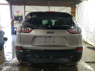 2020 Jeep Cherokee Altitude with VIN 1C4PJMLX8LD655922, listed as a Copart auction lot 41929855 with 0 mi miles and Salvage Title. Bid and sale history available at carsss.com. Image 6.
