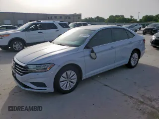 2019 Volkswagen Jetta S с VIN 3VWC57BU6KM088721, выставлен на аукционе Copart как лот 56990885 с пробегом 175 267 миль миль и Списание • Salvage title. История ставок и продаж доступна на DreamBid. Изображение 1.