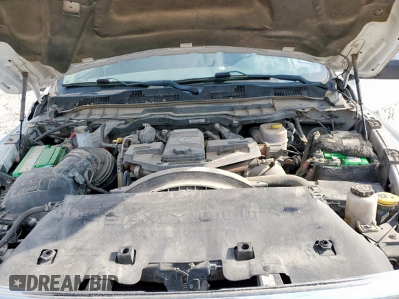 2018 Ram 2500 Tradesman z VIN 3C6UR4CL4JG104872, wystawiony jako Copart lot #56562015 z przebiegiem 198 256 mil mil oraz Szkoda całkowita • Salvage title. Historia ofert i sprzedaży dostępna na DreamBid. Obrazek 11.