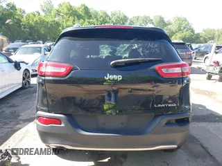 2014 Jeep Cherokee Limited with VIN 1C4PJLDB1EW204545, listed as a IAAI auction lot 42261081 with 260,164 mi miles and . Bid and sale history available at DreamBid. Image 16.