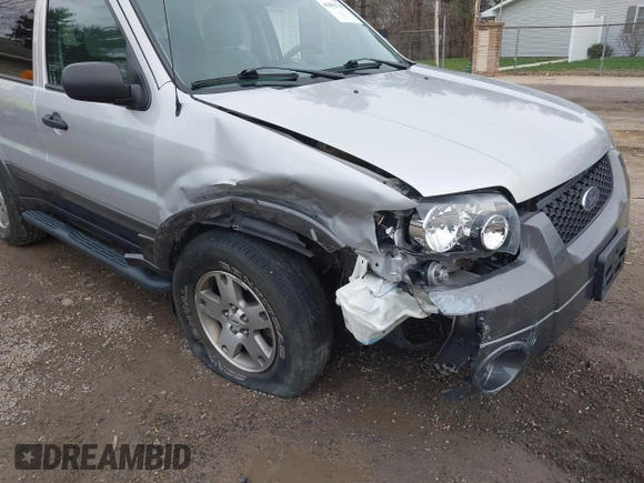 2005 Ford Escape XLT с VIN 1FMYU93125KD27166, выставлен на аукционе IAAI как лот 41892715 с пробегом 59 067 миль миль и . История ставок и продаж доступна на DreamBid. Изображение 6.