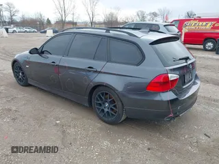 2006 BMW 3 Series 325xi with VIN WBAVT13526AV98389, listed as a IAAI auction lot 41818263 with 215,637 mi miles and . Bid and sale history available at DreamBid. Image 3.
