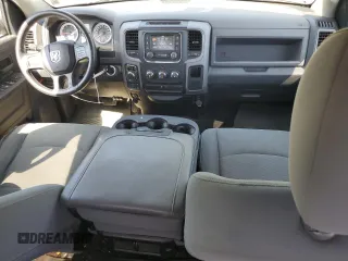 2017 Ram 1500 Express с VIN 1C6RR7KG4HS560806, выставлен на аукционе Copart как лот 62363445 с пробегом 146 122 миль миль и Списание • Salvage title. История ставок и продаж доступна на DreamBid. Изображение 8.