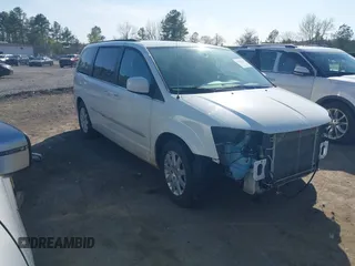 2012 Chrysler Town & Country Touring with VIN 2C4RC1BG9CR170138, listed as a IAAI auction lot 41902540 with 139,201 mi miles. Bid and sale history available at carsss.com. Image 1.