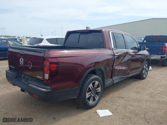 2018 Honda Ridgeline RTL-E with VIN 5FPYK3F70JB014641, listed as a IAAI auction lot 41685580 with 64,824 mi miles. Bid and sale history available at carsss.com. Image 4.