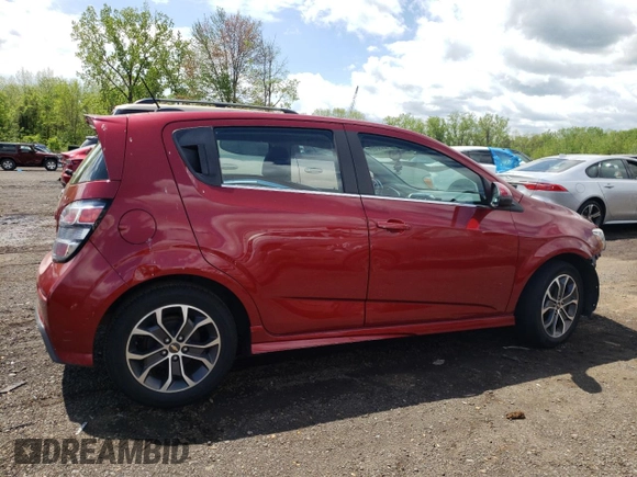 2017 Chevrolet Sonic LT z VIN 1G1JD6SH0H4128217, wystawiony jako Copart lot #55092485 z przebiegiem 41 545 mil mil oraz Szkoda całkowita • Salvage title. Historia ofert i sprzedaży dostępna na DreamBid. Obrazek 3.