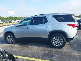 2018 Chevrolet Traverse LT Cloth with VIN 1GNERGKW8JJ147739, listed as a IAAI auction lot 42005332 with 104,373 mi miles. Bid and sale history available at carsss.com. Image 14.