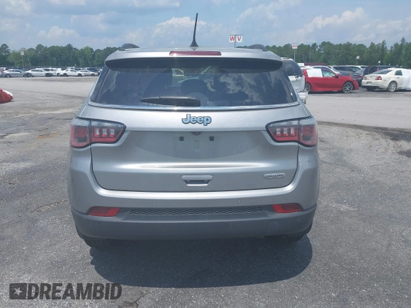 2020 Jeep Compass Altitude z VIN 3C4NJCBB1LT234979, wystawiony jako IAAI lot #41872466 z przebiegiem 37 827 mil mil oraz . Historia ofert i sprzedaży dostępna na DreamBid. Obrazek 16.