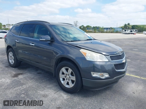 2012 Chevrolet Traverse 1LT z VIN 1GNKVGED1CJ337359, wystawiony jako IAAI lot #42101429 z przebiegiem 196 445 mil mil oraz . Historia ofert i sprzedaży dostępna na DreamBid. Obrazek 1.