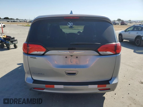 2017 Chrysler Pacifica Touring z VIN 2C4RC1DG4HR610934, wystawiony jako Copart lot #62421205 z przebiegiem 86 436 mil mil oraz Szkoda całkowita • Salvage title. Historia ofert i sprzedaży dostępna na DreamBid. Obrazek 6.