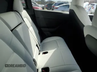 2024 Tesla Model Y Long Range с VIN 7SAYGDEE6RF149685, выставлен на аукционе Copart как лот 52986885 с пробегом Не указан миль и Списание • Salvage title. История ставок и продаж доступна на DreamBid. Изображение 10.