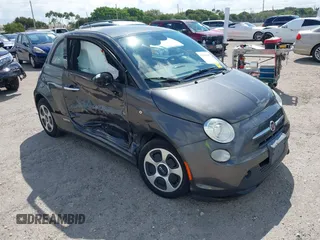 2014 FIAT 500e with VIN 3C3CFFGE0ET244813, listed as a IAAI auction lot 41676465 with 58,062 mi miles. Bid and sale history available at carsss.com. Image 1.