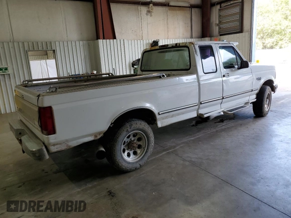 1997 Ford F-250 with VIN 1FTHX25F2VEB04460, listed as a Copart auction lot 78655674 with Not provided miles and Salvage title. Bid and sale history available at DreamBid. Image 3.