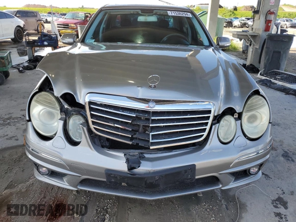 2007 Mercedes-Benz E 550 with VIN WDBUF90X87X213554, listed as a Copart auction lot 71536294 with 155,488 mi miles and Clean Title. Bid and sale history available at carsss.com. Image 5.