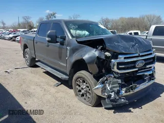 2020 Ford F-250 XL z VIN 1FT7W2BT0LEE94318, wystawiony jako IAAI lot #41831167 z przebiegiem 59 893 mil mil oraz . Historia ofert i sprzedaży dostępna na DreamBid. Obrazek 1.