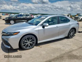 2023 Toyota Camry SE with VIN 4T1G11AK6PU750969, listed as a Copart auction lot 64477715 with 53,137 mi miles and Salvage title. Bid and sale history available at DreamBid. Image 1.