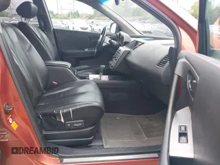 2005 Nissan Murano SL z VIN JN8AZ08W65W428697, wystawiony jako IAAI lot #42291815 z przebiegiem 89 742 mil mil oraz . Historia ofert i sprzedaży dostępna na DreamBid. Obrazek 5.
