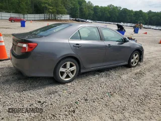 2014 Toyota Camry L with VIN 4T1BF1FK3EU333312, listed as a Copart auction lot 56418065 with 243,564 mi miles and Clean Title. Bid and sale history available at DreamBid. Image 3.