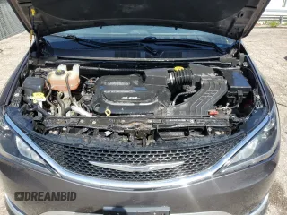 2017 Chrysler Pacifica Touring L Plus with VIN 2C4RC1EGXHR778592, listed as a Copart auction lot 54518165 with 189,760 mi miles and Clean Title. Bid and sale history available at DreamBid. Image 12.